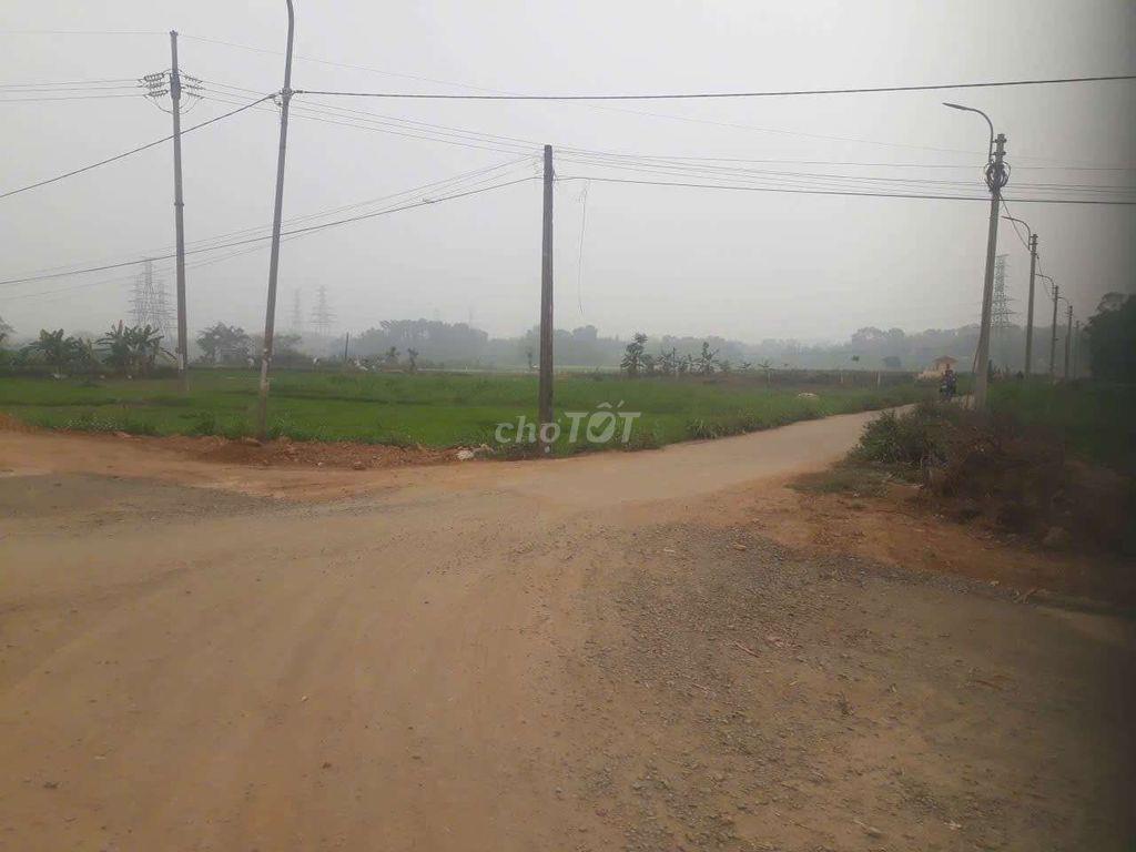 BÁN ĐẤT 2 MẶT TIỀN Ô TÔ VÀO TẬN CỬA 