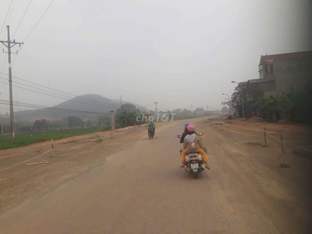 BÁN ĐẤT 2 MẶT TIỀN Ô TÔ VÀO TẬN CỬA 