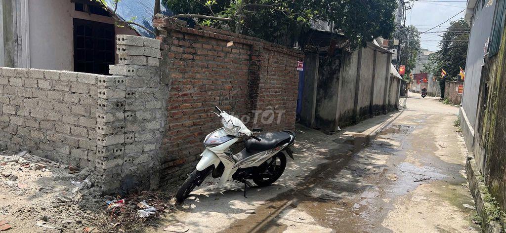 BÁN GẤP ĐẤT TRUNG TÂM THỊ XÃ SƠN TÂY – CẮT LỖ 200 TRIỆU