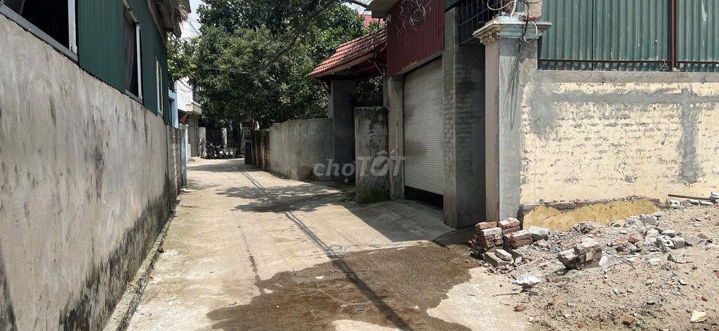 BÁN GẤP ĐẤT TRUNG TÂM THỊ XÃ SƠN TÂY – CẮT LỖ 200 TRIỆU