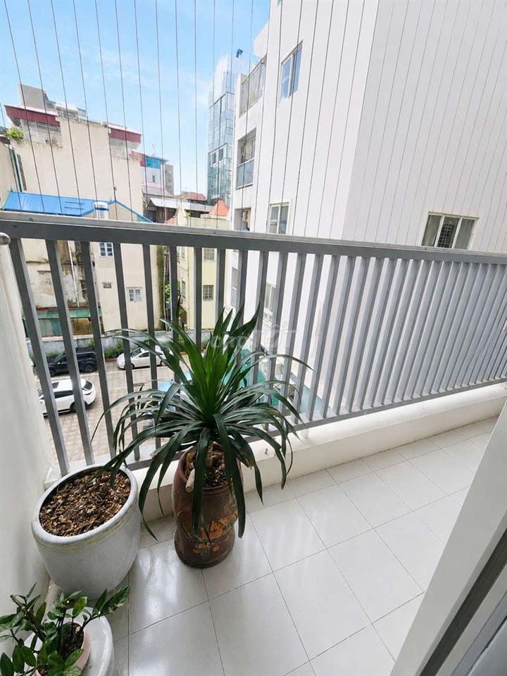 Bán chung cư chính chủ 2 ngủ 76m2 tại CT36 ngõ 28 Xuân La, Tây Hồ.