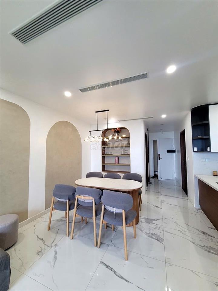 Căn hộ 2 Ngủ Full đồ 81m2 - 17,5tr/tháng