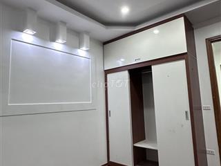 chính chủ bán căn hộ dịch vụ ngõ 10-16 phố Võng Thị, 45m²/50m2