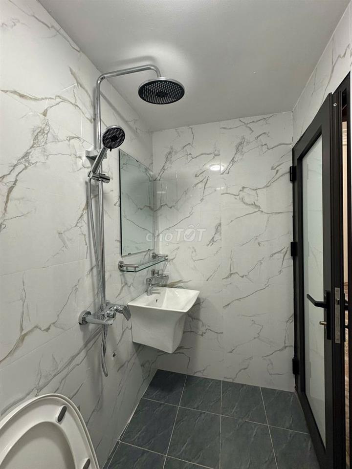 Cho thuê nhà riêng full đồ tại 424 Thụy Khuê, 35m2 x 4 tầng