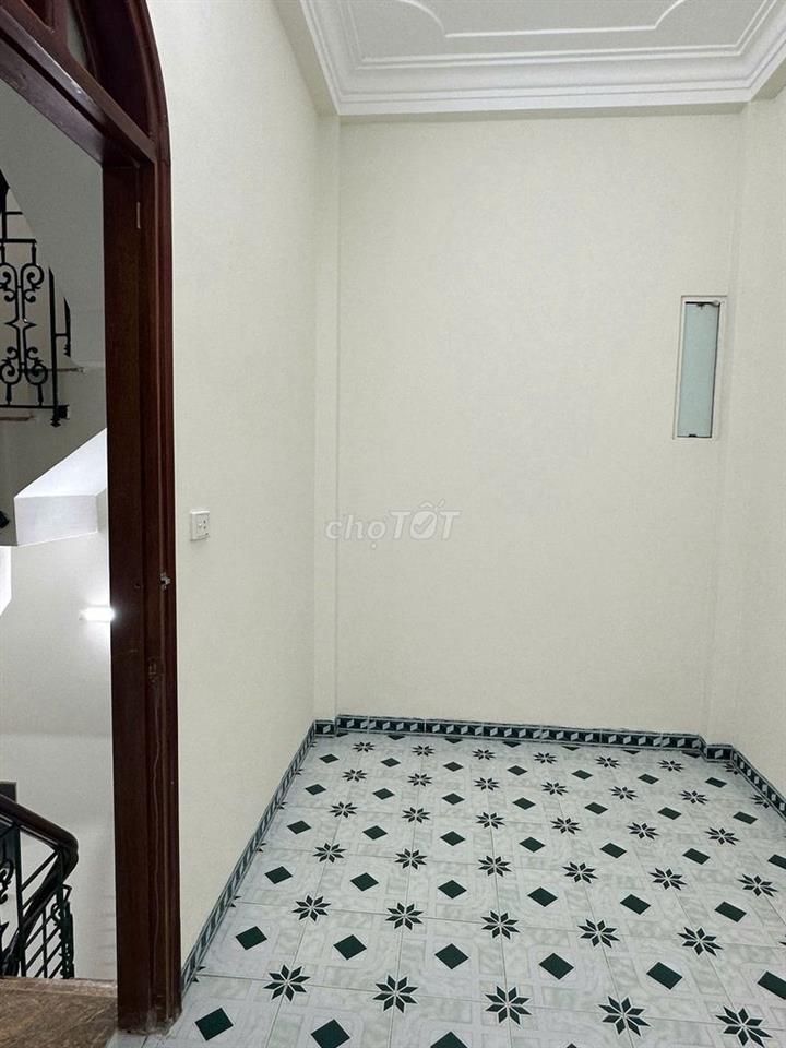 Cho thuê nhà riêng full đồ tại 424 Thụy Khuê, 35m2 x 4 tầng