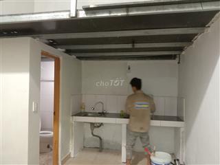 Nhà 25m khép kín có nóng lạnh cho thuê 2 triệu/ tháng