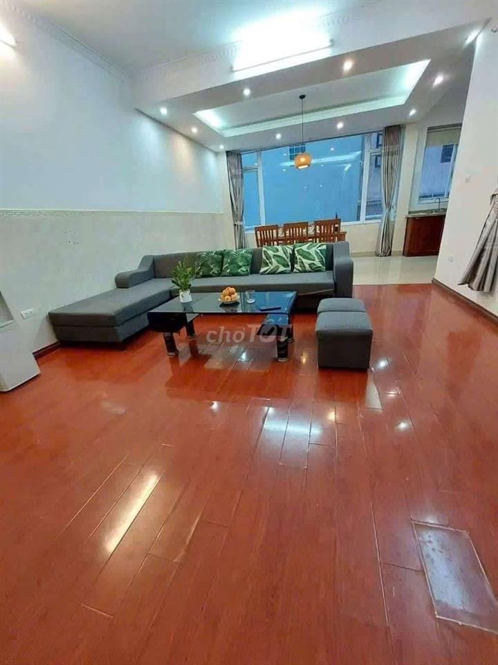 34 Âu Cơ — 2 ngủ 2 vệ sinh 120m2