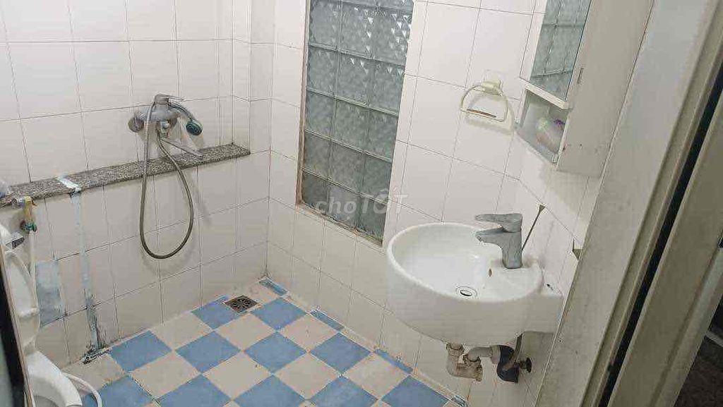 445 Lạc Long Quân-Tây Hồ phòng cho thuê 15-20m giá 2x-3x đủ đồ