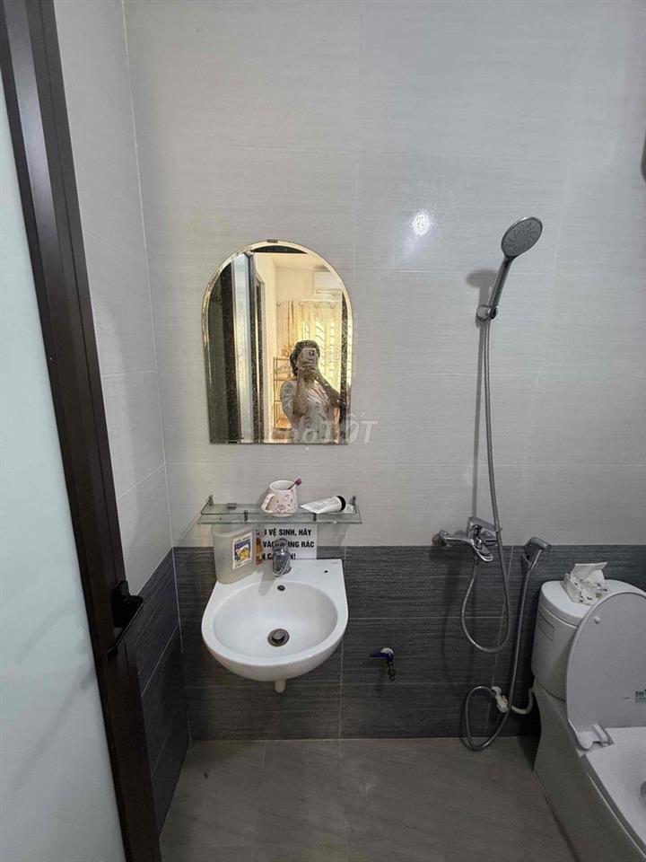 TÌM NGƯỜI Ở GHÉP CÒN 1 PHÒNG *** TRONG NHÀ NGUYÊN CĂN - NHÀ MỚI S