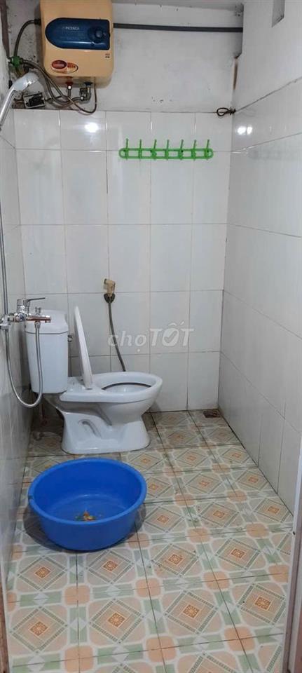 Cho thuê nhà cấp 4 ngõ 96 Tô Ngọc Vân Tây Hồ