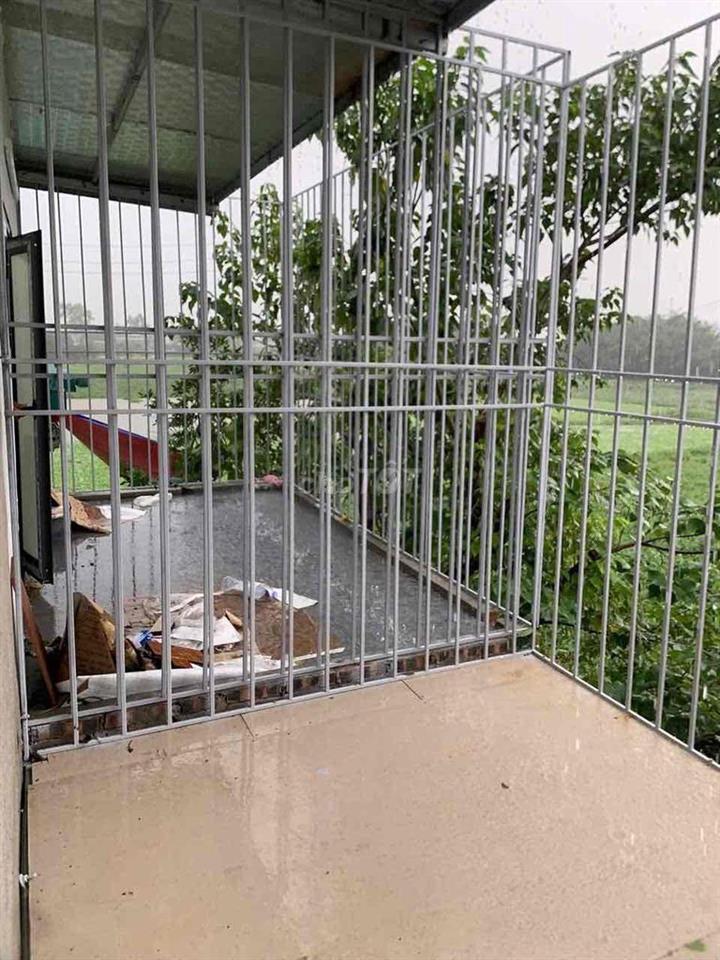 NHÀ 2 tầng Hữu Hoà