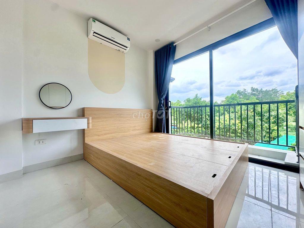 CCMN đập hộp gần chợ Tứ Hiệp