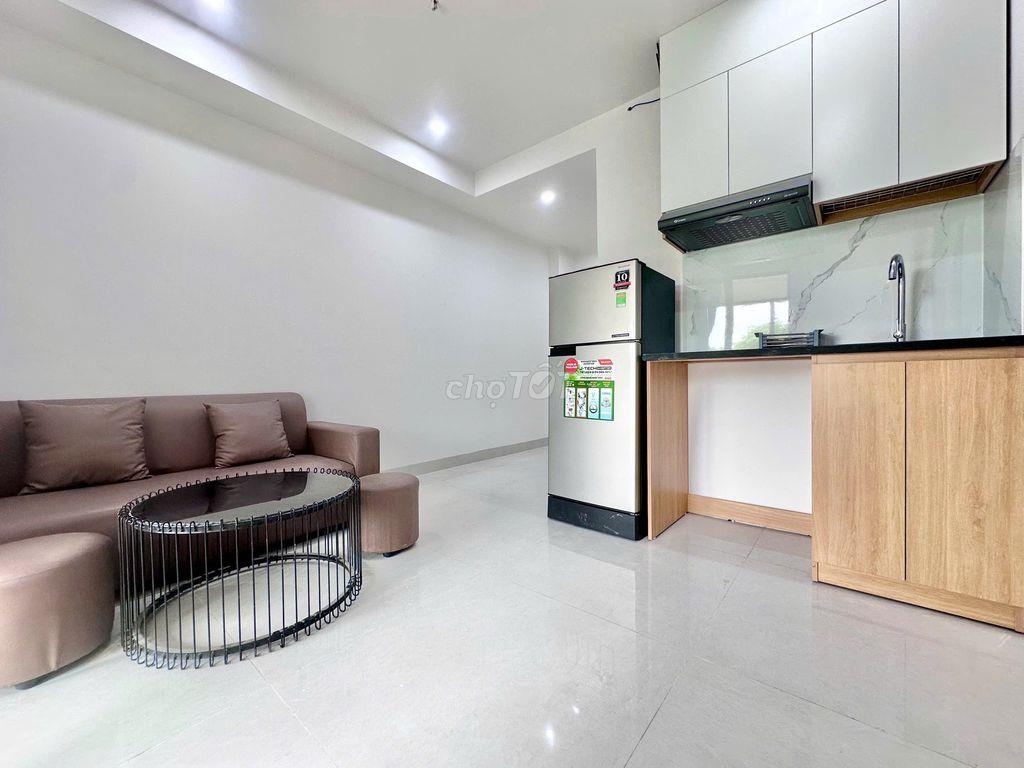 CCMN đập hộp gần chợ Tứ Hiệp
