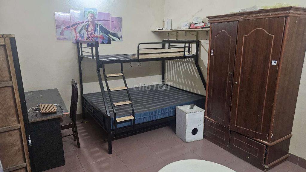 Phòng trọ trong ngõ 111 Triều Khúc bao điện nước giá sinh viên