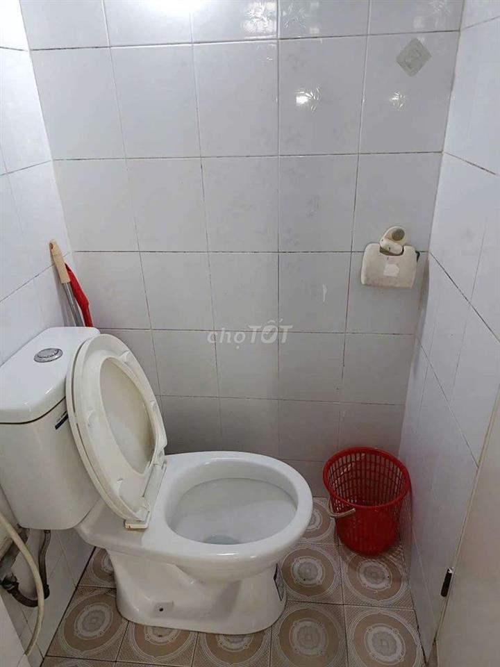 cho thuê nhà tập thể quân đội điện nước giá dân.