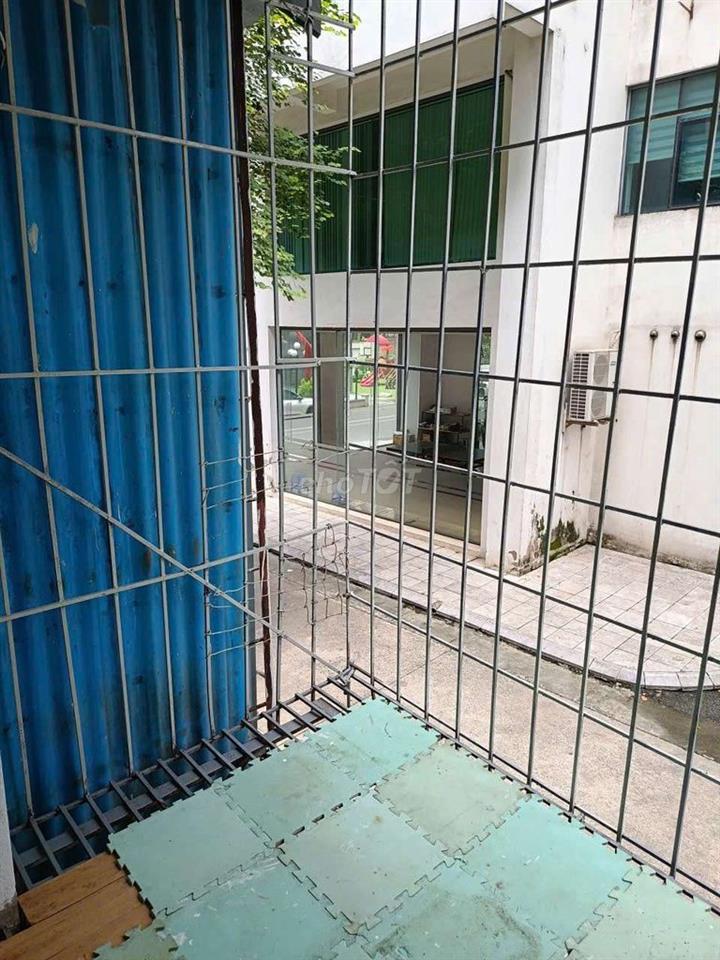 cho thuê nhà tập thể quân đội điện nước giá dân.
