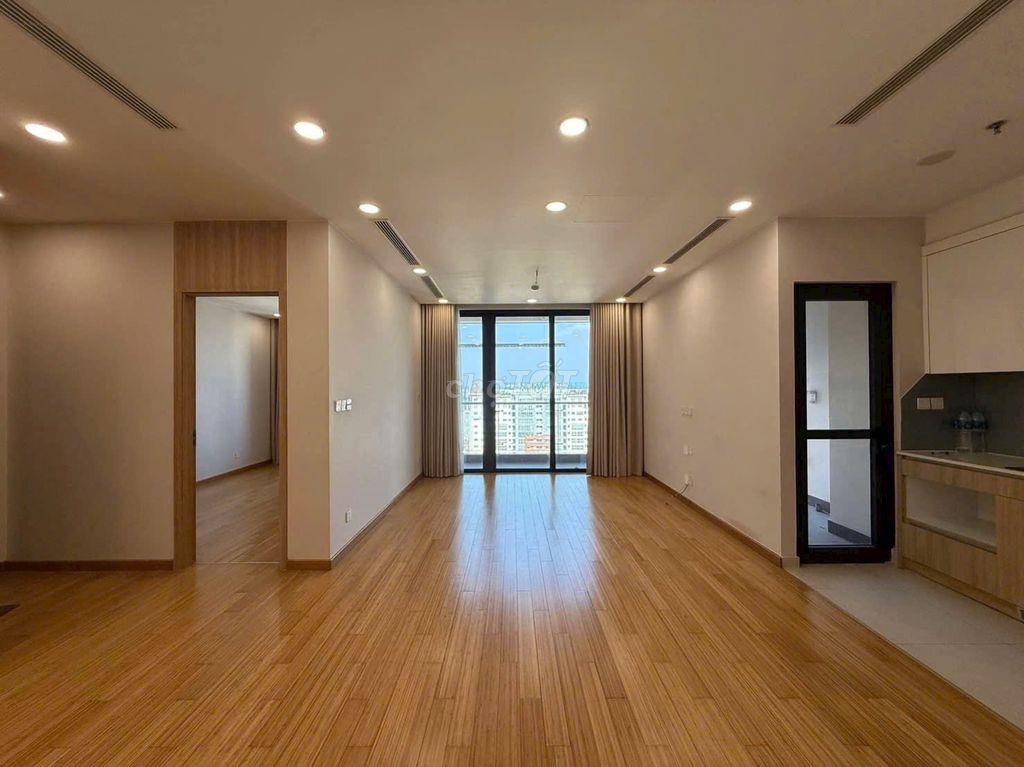 Cho thuê 3N Cơ bản Golden Land 120m2 - Có Slot Ô tô 15Tr/th Vào luôn