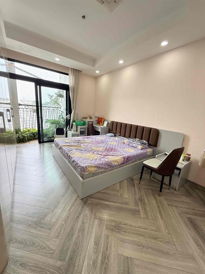 chính chủ cho thuê căn hộ chung cư 3 ngủ 2 ban công hướng mát