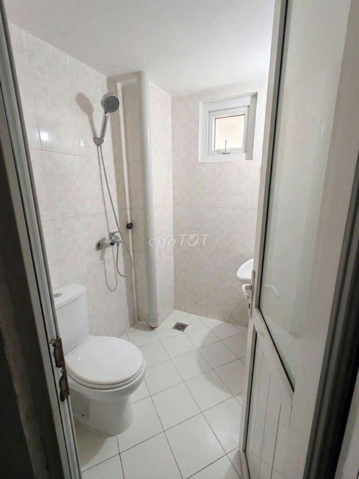 Chính chủ cho thuê chtt 2 ngủ 1 khách 387 Vũ Tông Phan
