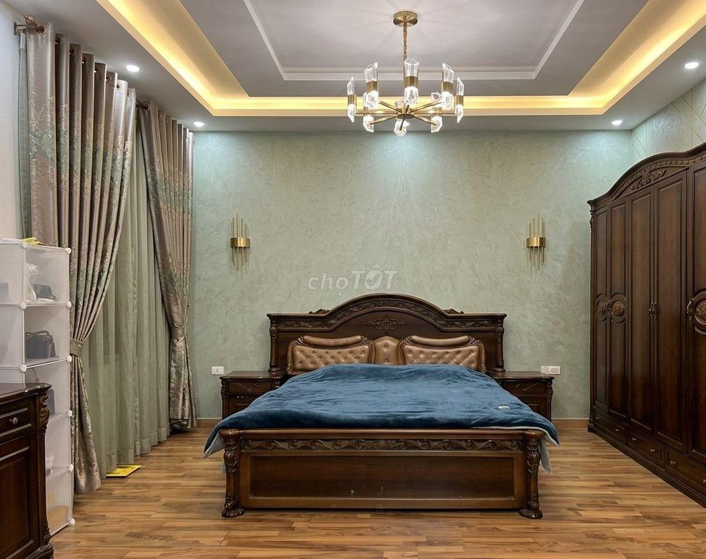 NHÀ RIÊNG CHÍNH CHỦ DT 133M2X4T, MT 8M, SỔ HỒNG PHỐ KHƯƠNG TRUNG