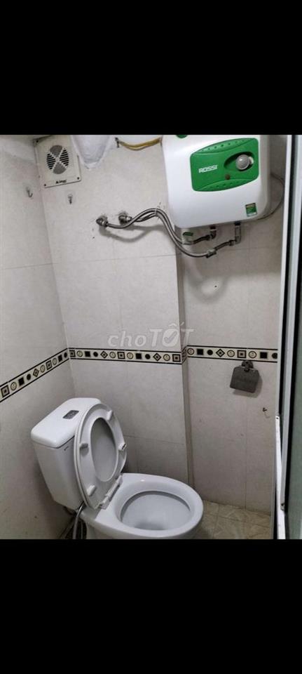chính chủ cho thuê cả nhà 12mx5tầng nhà mới xây đẹp 
