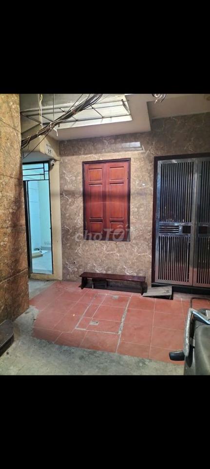 chính chủ cho thuê cả nhà 12mx5tầng nhà mới xây đẹp 
