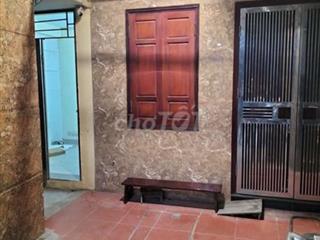 chính chủ cho thuê cả nhà 12mx5tầng nhà mới xây đẹp 