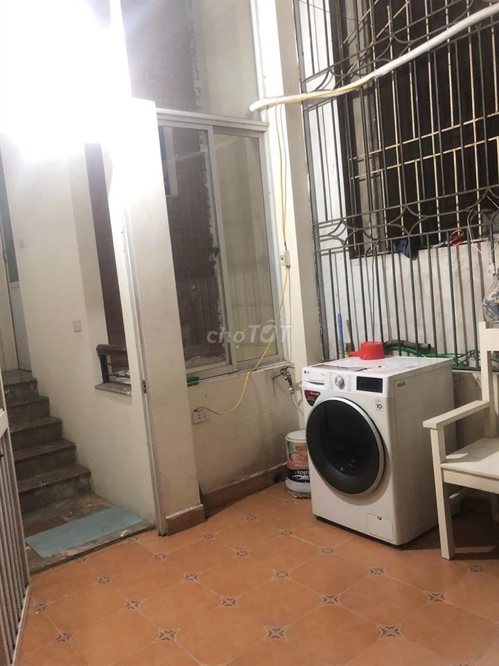 Cho thuê nhà phố khương hạ, 4 tầng 