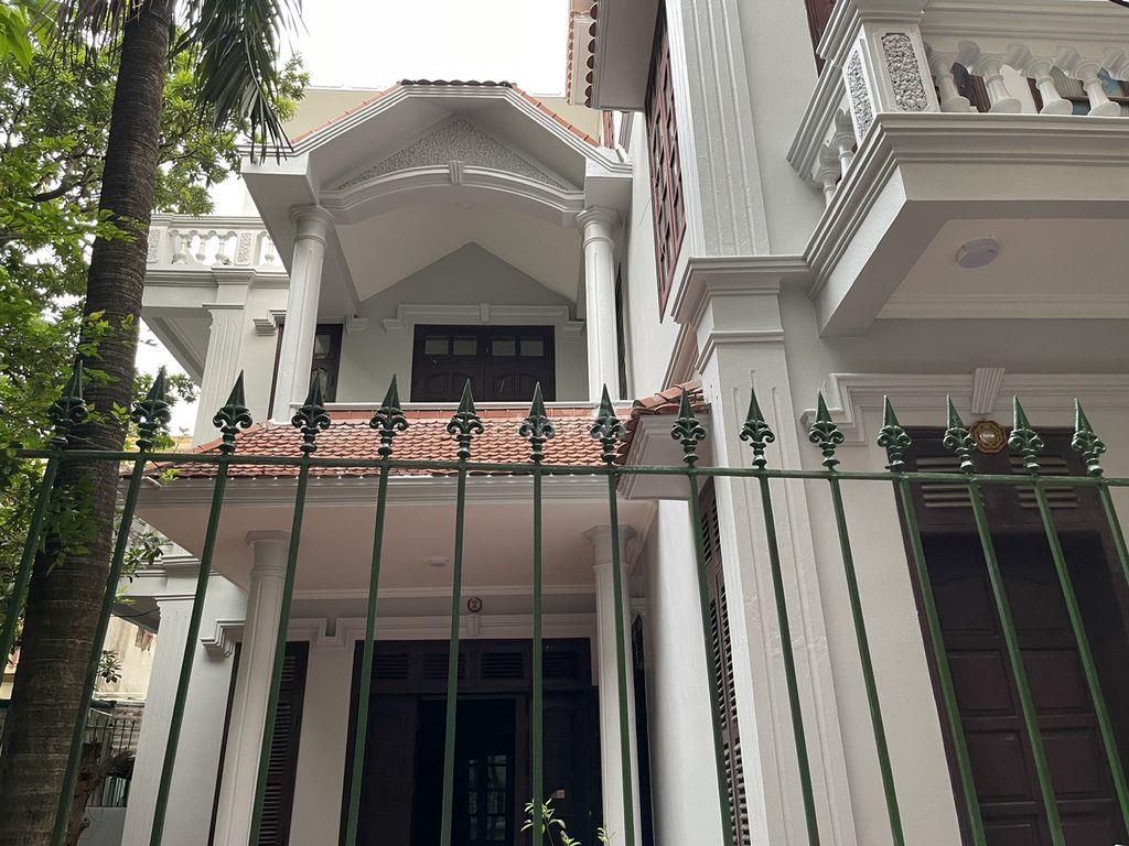 Cho thuê nhà số 42 ngõ 53 Quan Nhân 160m2, 3 tầng