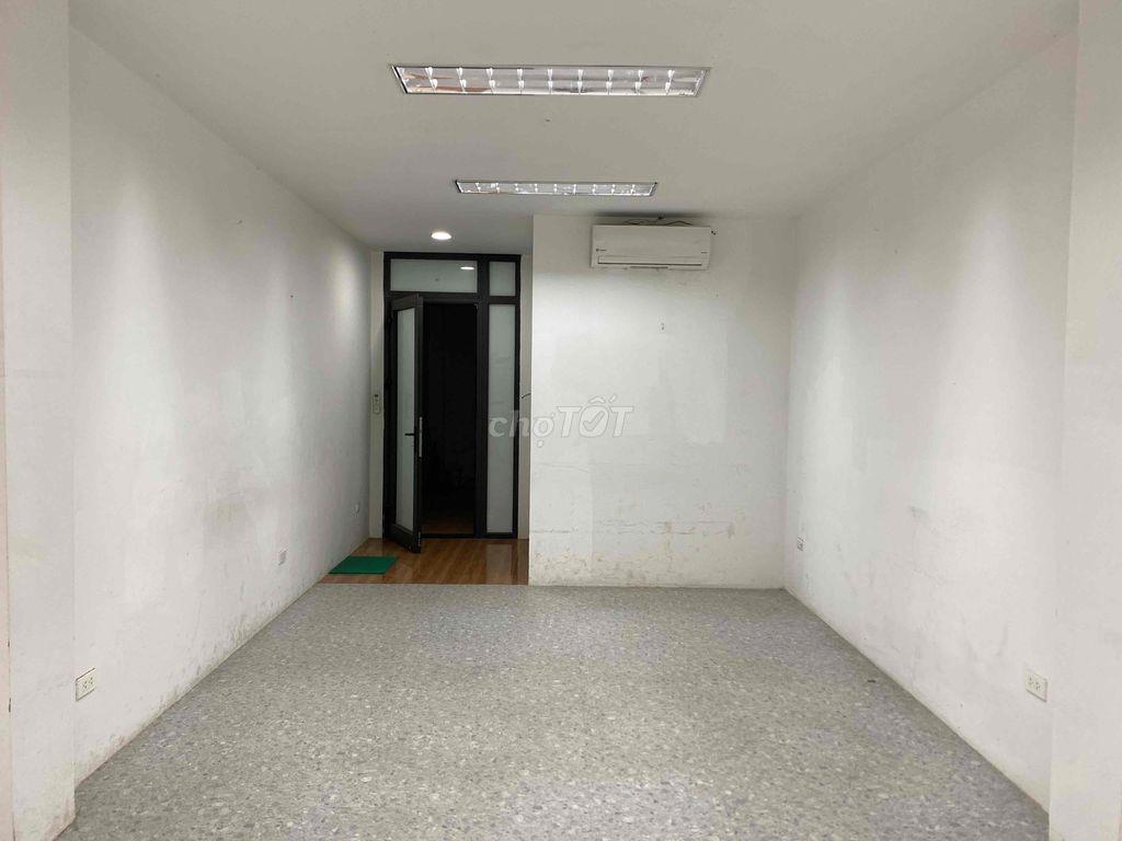 Chính chủ cho thuê VP  70m² ngã tư Artemis Trường Chinh