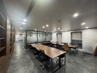 Cho thuê văn phòng full nội thất – 150m² | Gần Royal City