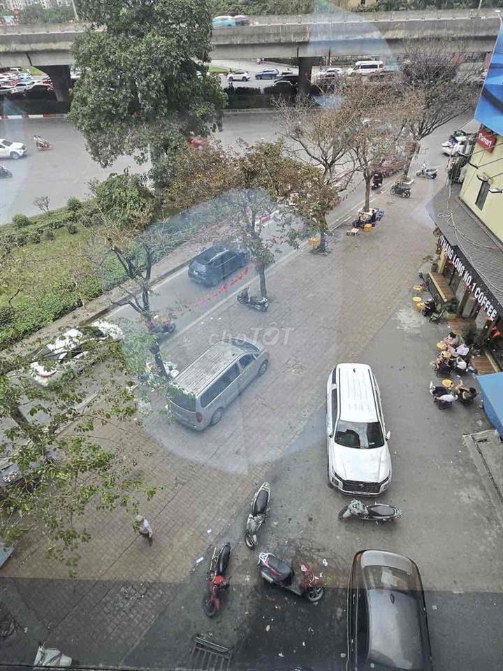 Chính chủ cho thuê nhà phố Khuất Duy Tiến