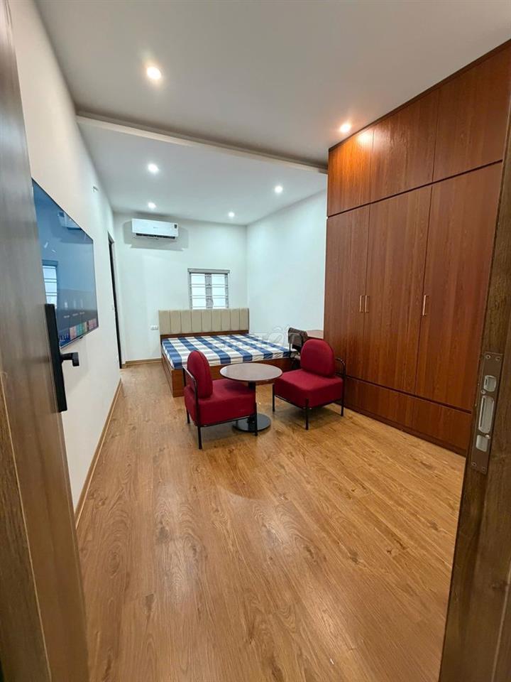  CHÍNH CHỦ CHO THUÊ PHÒNG Ở TÔ VĨNH DIỆN – BALCON, WC RIÊNG, BẾP RIÊNG