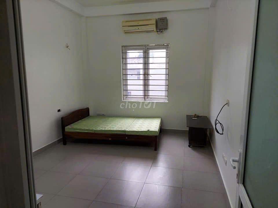 CHÍNH CHỦ CHO THUÊ PHÒNG TRỌ: 2 PHÒNG (22m2+ 12 m2 = 34m2) KHÉP KÍN