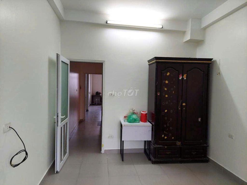 CHÍNH CHỦ CHO THUÊ PHÒNG TRỌ: 2 PHÒNG (22m2+ 12 m2 = 34m2) KHÉP KÍN