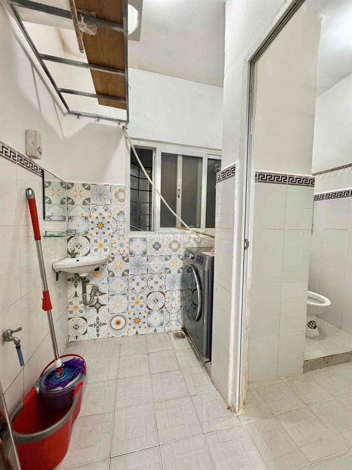 Bán căn hộ tầng 6 chung cư Bluhouse 2 PN, sổ riêng sở hữu lâu dài