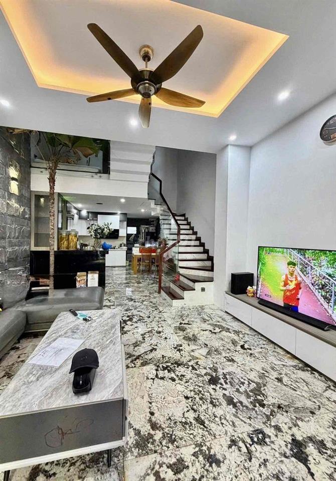 Cho Thue Nhà 3 Tầng Mặc Tiền Khu Vuong Thùa Vũ  Gần Biển Sơn Trà Đà Nẵ