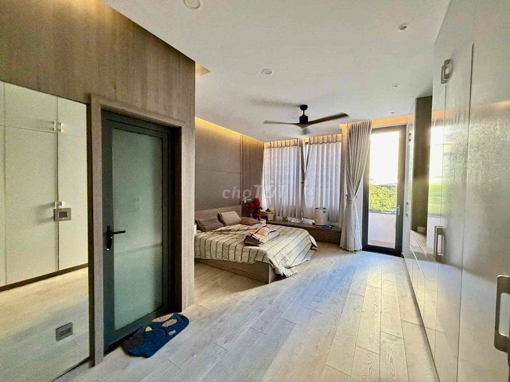 Cho Thue Nhà 3 Tầng Mặc Tiền Khu Vuong Thùa Vũ  Gần Biển Sơn Trà Đà Nẵ