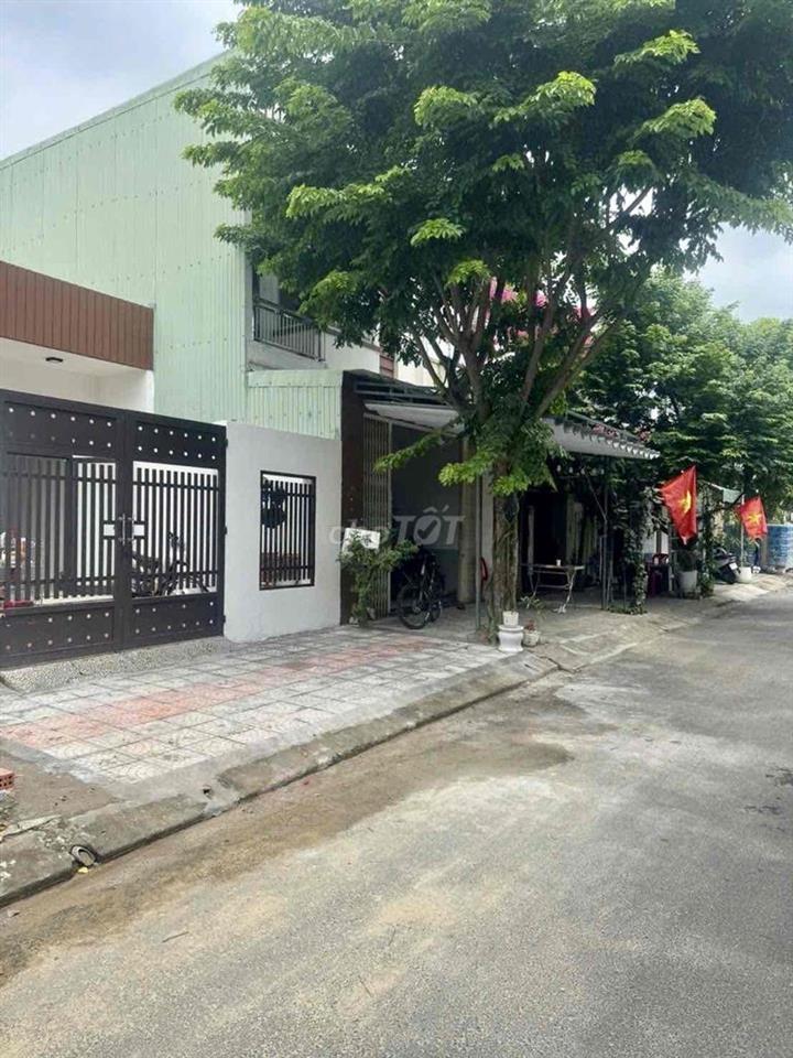 Bán Đất Tặng Nhà Gác Lững Đường 5m5 Lề 3m Sạch Đẹp Ko Công Trụ Sơn Trà