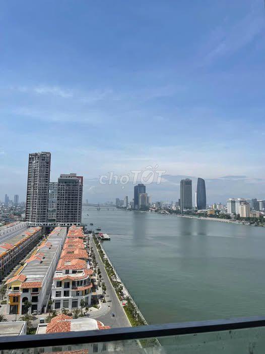 Căn Hộ Dành Cho Giới Tinh Hoa: View Sông Hàn & Pháo Hoa Mãn Nhãn