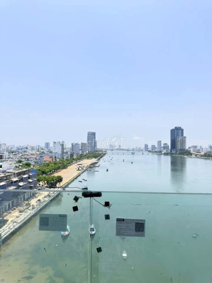 Căn Hộ Dành Cho Giới Tinh Hoa: View Sông Hàn & Pháo Hoa Mãn Nhãn