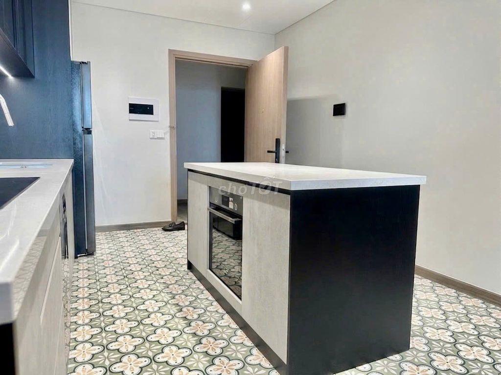 CHO THUÊ | CĂN HỘ 3BR NỘI THẤT CAO CẤP TẠI SUN SYMPHONY