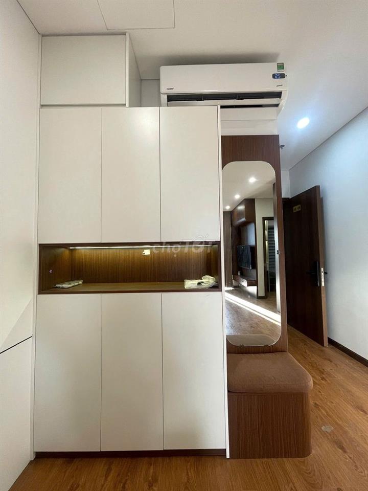 CHO THUÊ CĂN 2PN MIA CENTER POINT TẦNG CAO, FULL NỘI THẤT – 13TR/THÁNG