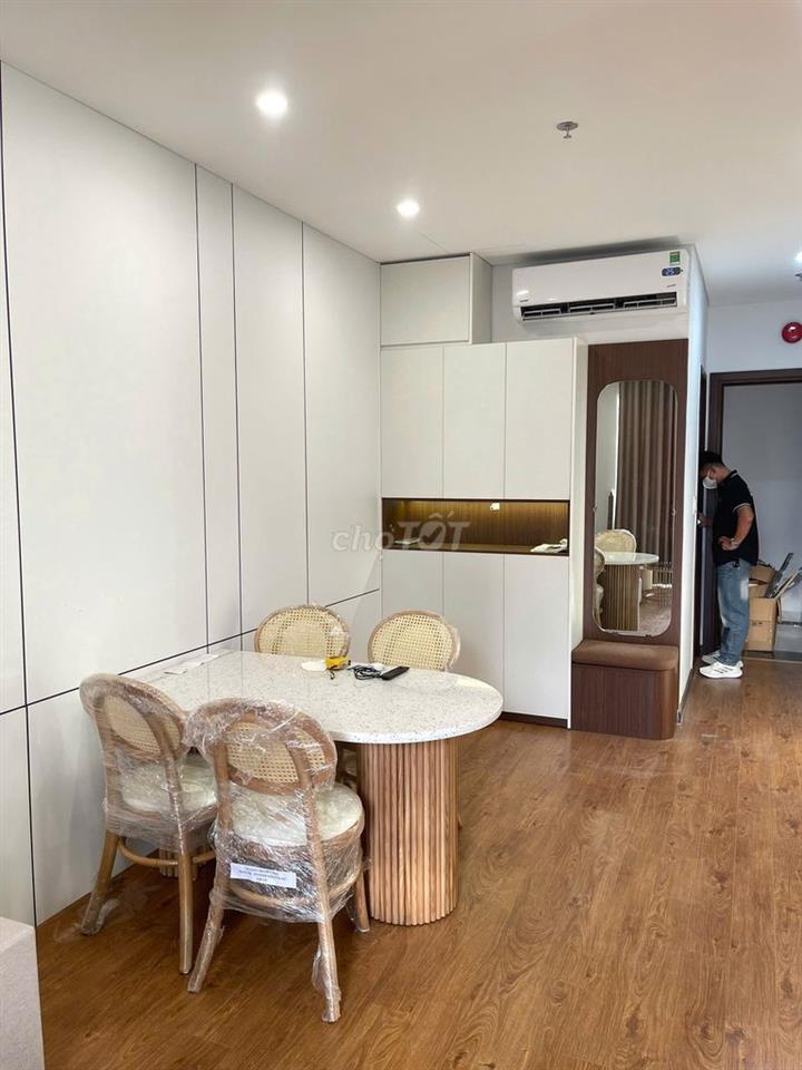 CHO THUÊ CĂN 2PN MIA CENTER POINT TẦNG CAO, FULL NỘI THẤT – 13TR/THÁNG