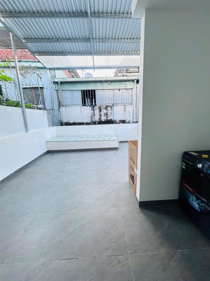 Cần bán gấp căn 3 PN mặt tiền giá tốt