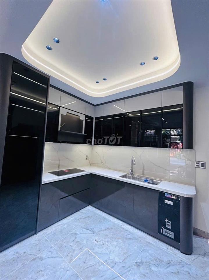 Cần bán gấp căn 3 PN mặt tiền giá tốt