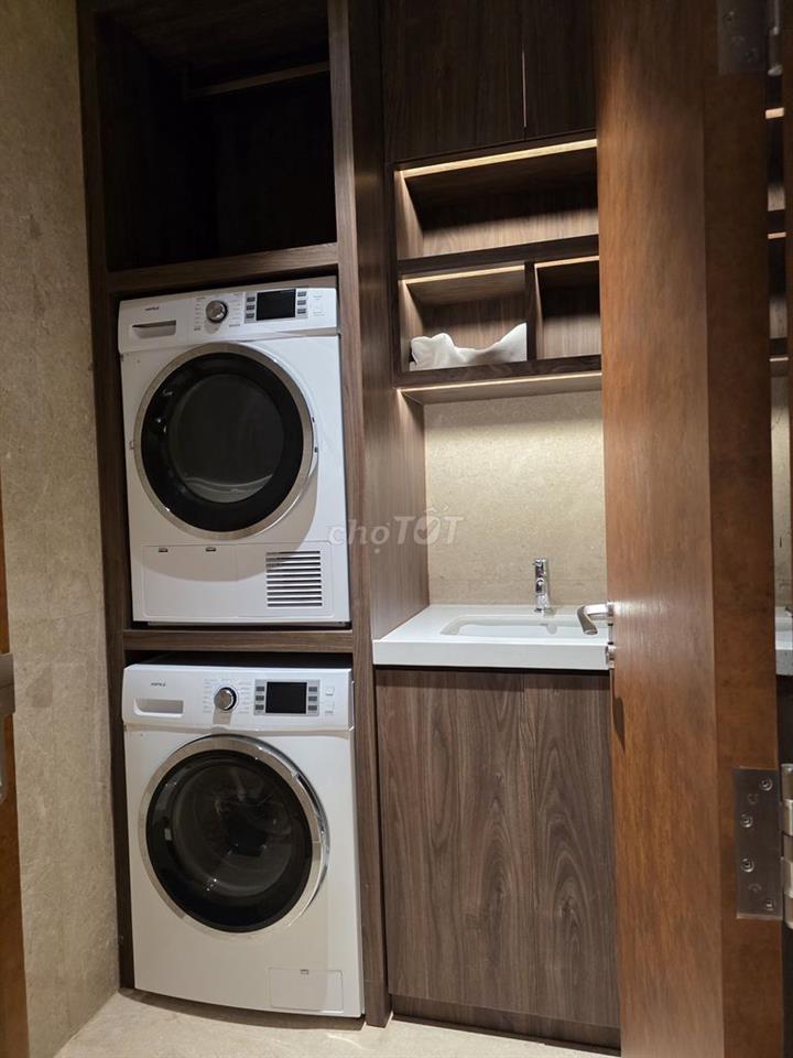 Cần bán căn hộ tâm huyết 2PN 83,3m² Regal Complex, view sông, Đà Nẵng