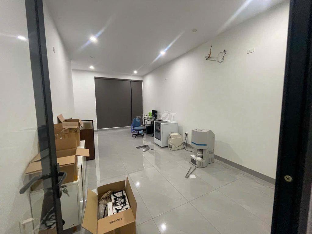 NHÀ NGUYÊN CĂN HÒA XUÂN 3 TẦNG, 3PN, 3NVS, 2 PHÒNG TRỐNG, 1 VƯỜN TẦNG