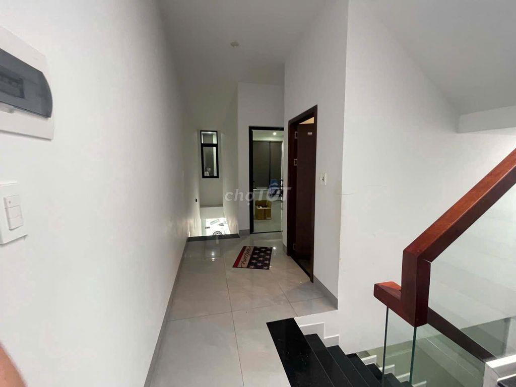NHÀ NGUYÊN CĂN HÒA XUÂN 3 TẦNG, 3PN, 3NVS, 2 PHÒNG TRỐNG, 1 VƯỜN TẦNG