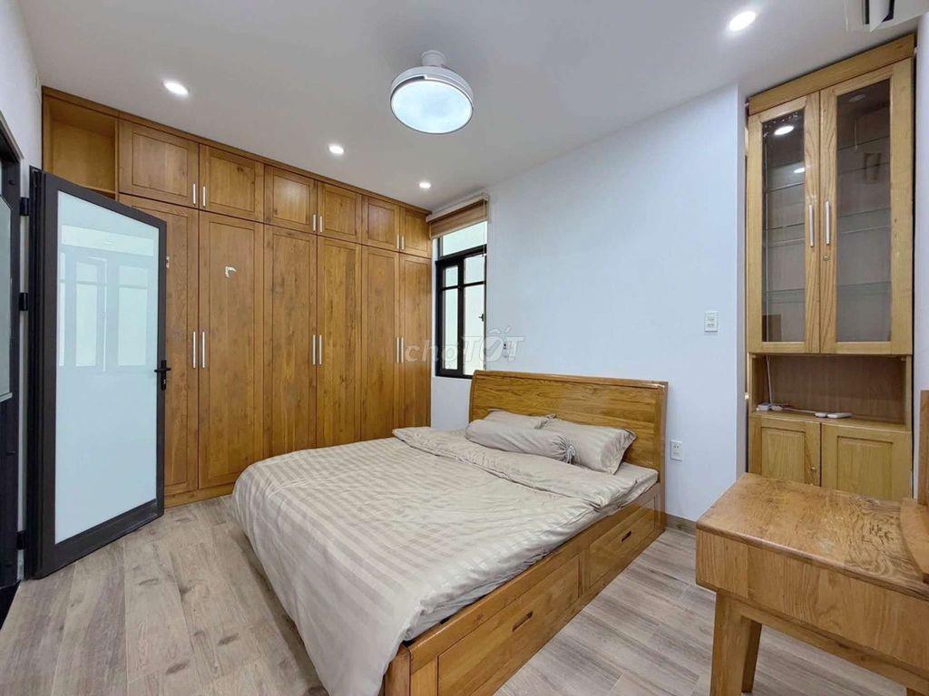 Chủ Ngộp Bán Nhà Mặt Tiền Chợ Đang Kinh Doanh 